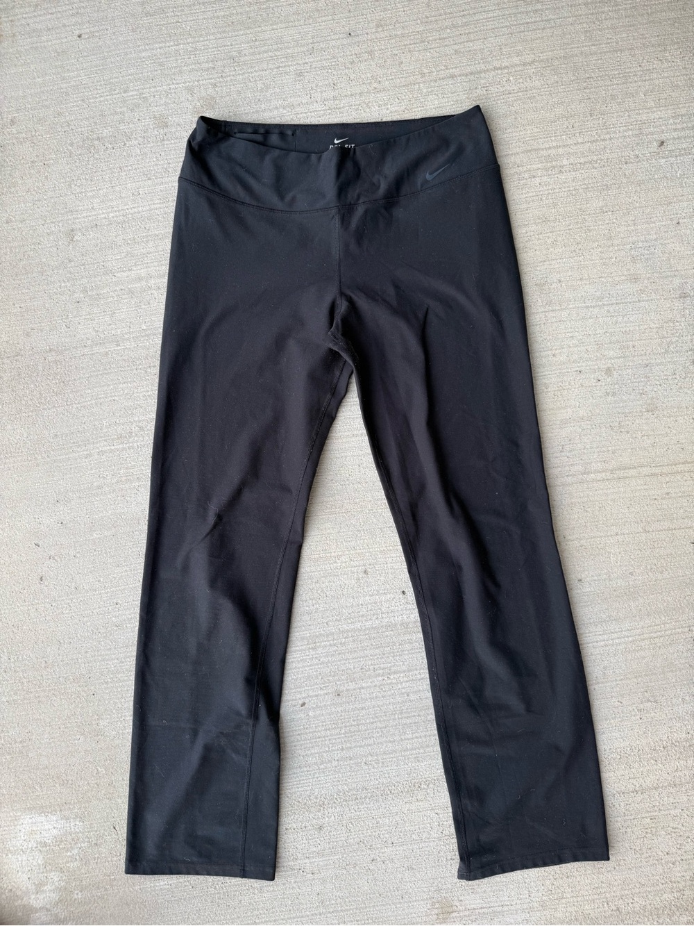 Nike Dri-FIT Black Women’s XL Performance Capris